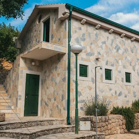 롯지 River Huts Zrmanja 오브로박