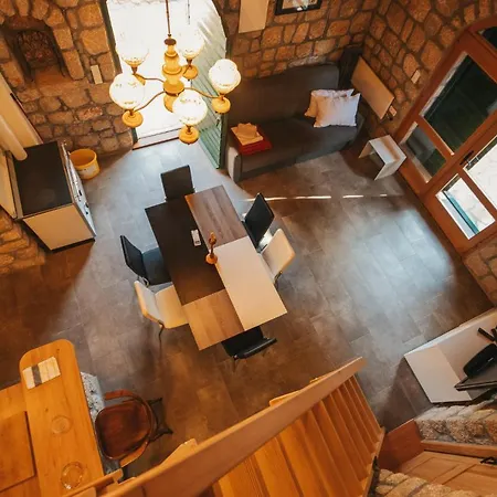 Loža River Huts Zrmanja Obrovac
