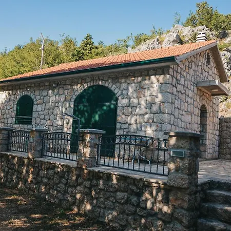 Loža River Huts Zrmanja Obrovac