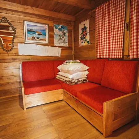 ロッジ River Huts Zrmanja