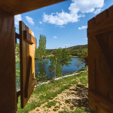 River Huts Zrmanja
