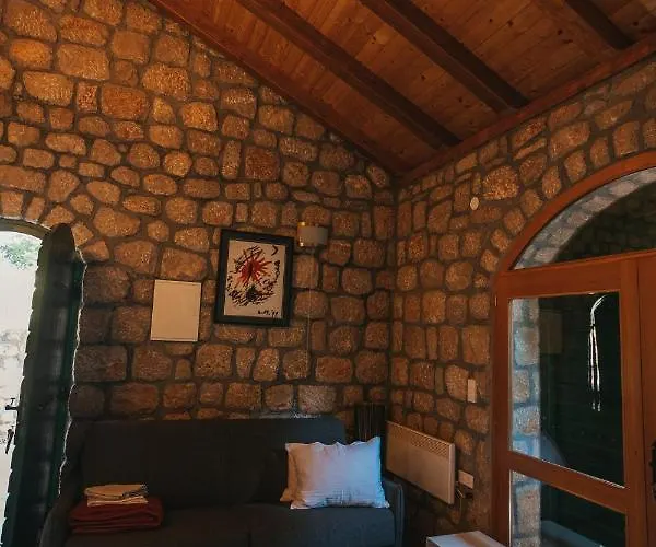 River Huts Zrmanja 오브로박