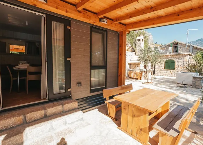 Lodge River Huts Zrmanja Obrovac