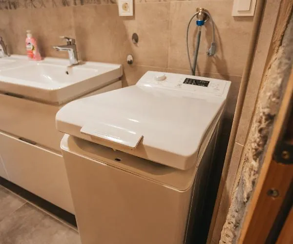 River Huts Zrmanja Loža *