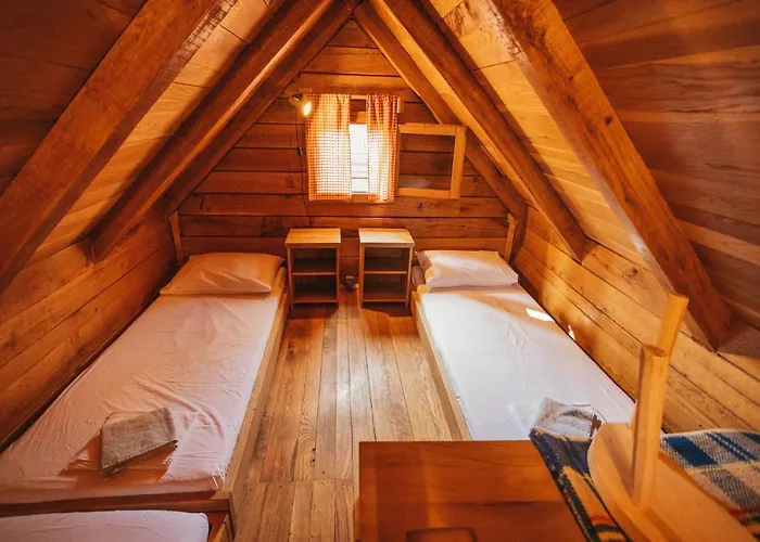 River Huts Zrmanja Деревянный коттедж