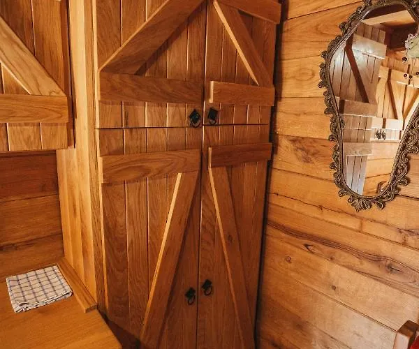 River Huts Zrmanja Obrovac